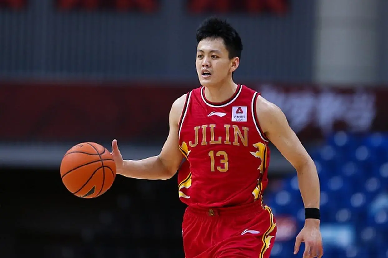 辽宁队参加, 外援与内援, 纪和体型